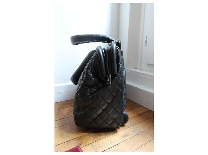 Chanel Trolley Cocoon in pelle d'agnello nera matelassé Nero - vista 8