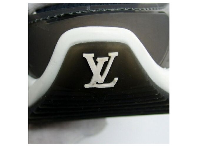 Sneakers Dad Louis Vuitton LV Circle Run 55 Line Nero Bianco Marrone scuro - vista 11