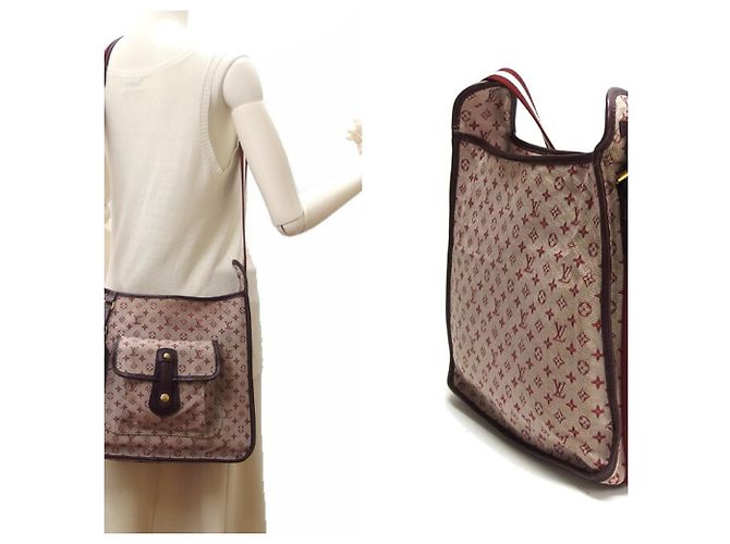 Borsa a tracolla Louis Vuitton Monogram Mini Lin Busas Marie-Kate Rosso Bordò Fuschia - vista 3