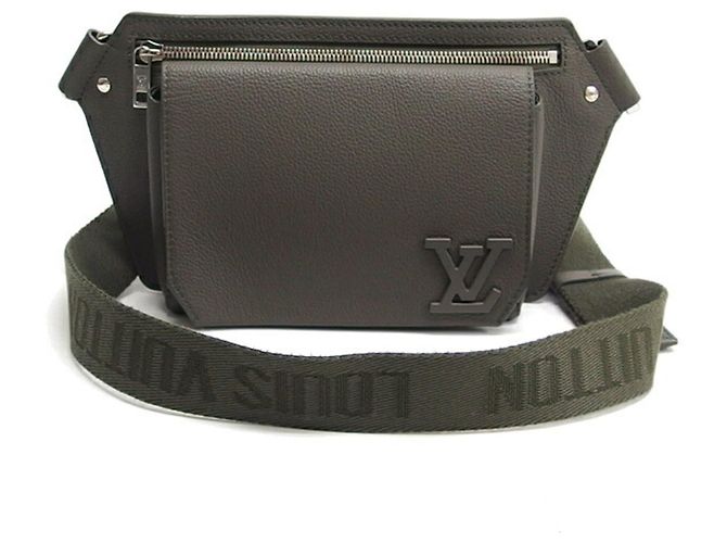 Borsa a tracolla Louis Vuitton LV Aerogram Takeoff M21364 Verde oliva - vista 2