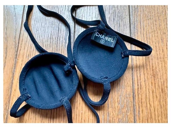 Chanel Schwarzer Bikini mit CC-Logo - Ansicht 4