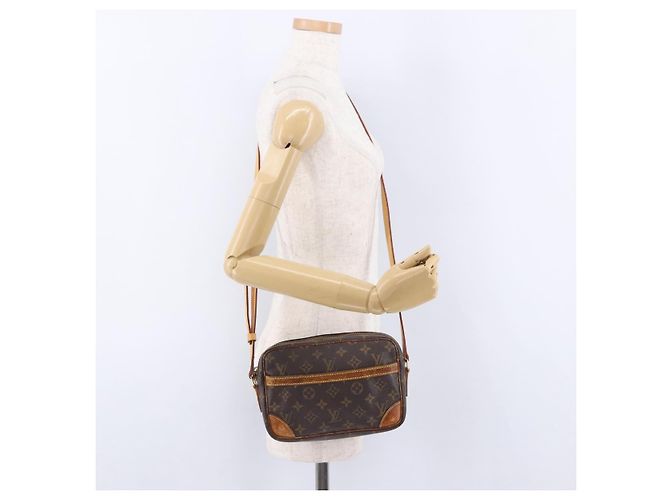 LOUIS VUITTON Monogram Trocadero 23 Shoulder Bag M51276 LV Auth 198521 - view 25