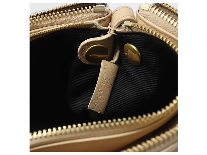 Céline Borsa a tracolla CELINE Trio in pelle beige e oro Auth 198683A D'oro - vista 12
