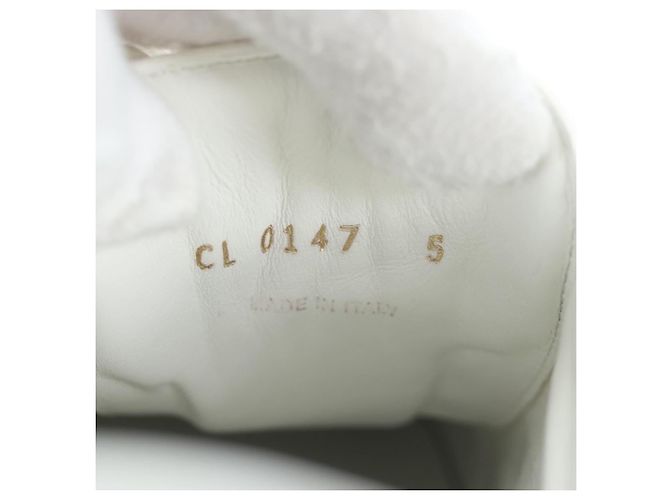 LOUIS VUITTON Monogram LV x Supreme Runaway Sneakers 1A3EQ5 LV Auth 196704M Monogramma - vista 26