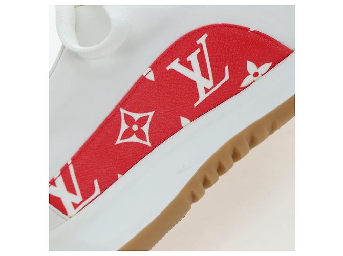 LOUIS VUITTON Monogram LV x Supreme Runaway Sneakers 1A3EQ5 LV Auth 196704M Monogramma - vista 9