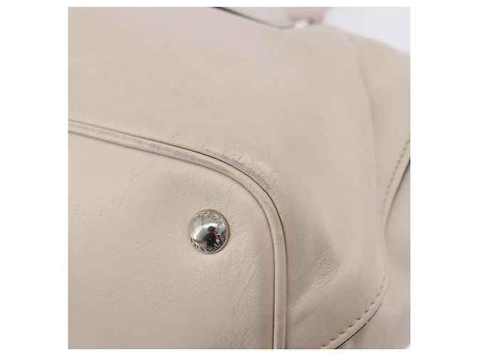 Tote PRADA Handtasche aus Leder Weiß Silber BN2611 Auth am12429A - Ansicht 17