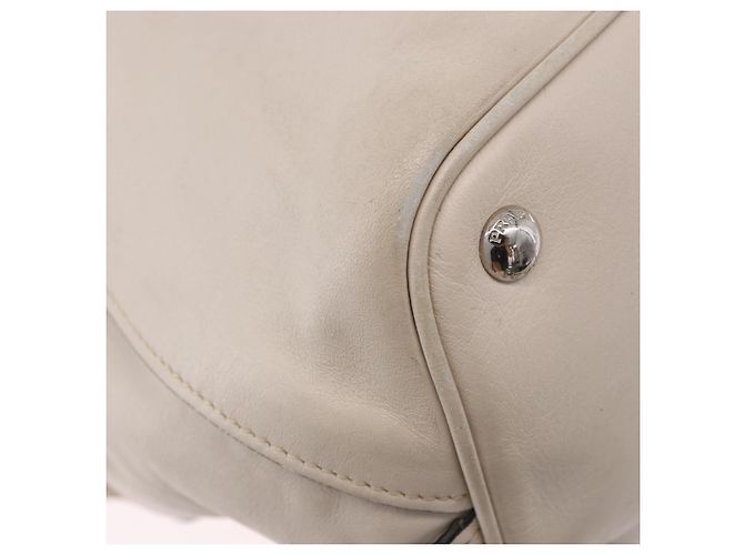 Tote PRADA Handtasche aus Leder Weiß Silber BN2611 Auth am12429A - Ansicht 9