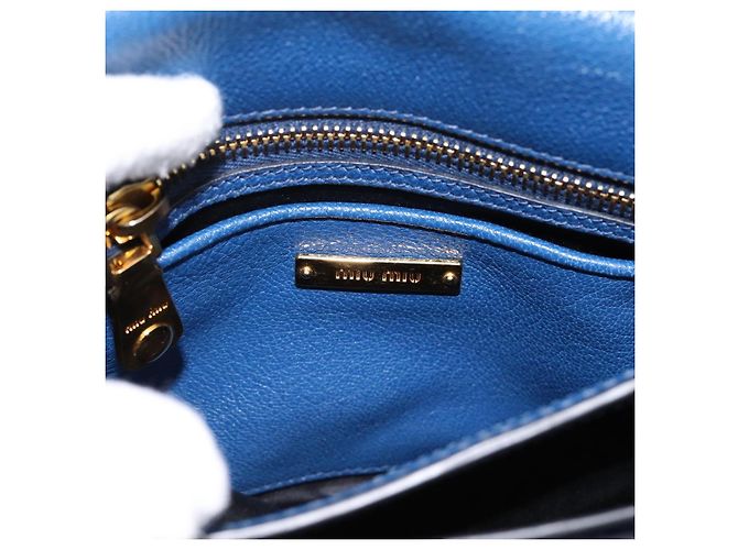 Borsa a tracolla Miu Miu in pelle blu navy tono oro Auth 198643A - vista 10