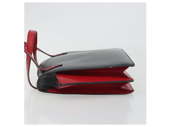 Borsa a mano LOUIS VUITTON Epi Bicolor Varenne Nero Rosso M52387 LV Auth ka5706 - vista 4