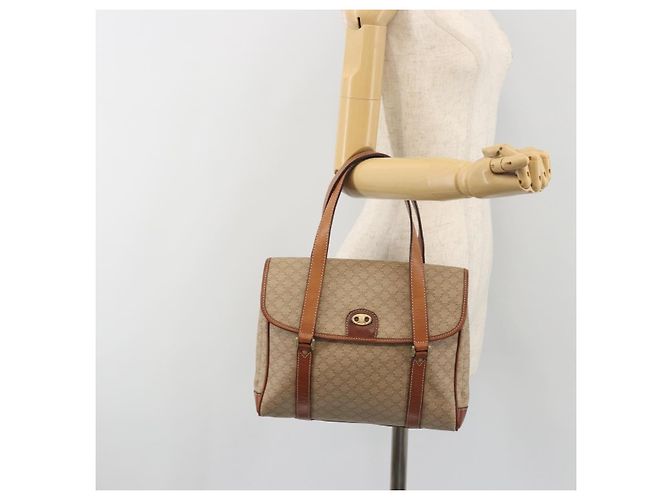 Céline Borsa a mano CELINE Macadam Canvas PVC Beige Gold Auth 197166 D'oro - vista 27
