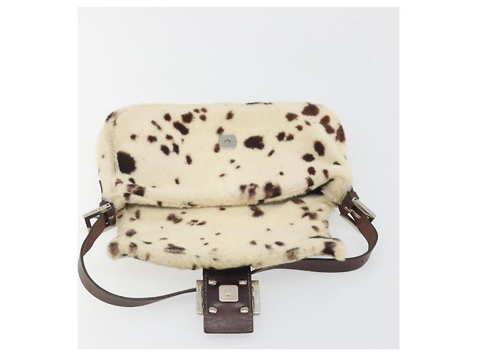 Sac à épaule FENDI Mamma Baguette en fourrure Ivory Silver Auth 197511SAM Argenté Écru - vue 9