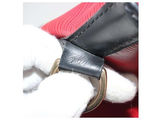 LOUIS VUITTON Epi Petit Noe Shoulder Bag Bicolor Black Red M44172 LV Auth ka5782 Nero Rosso - vista 12