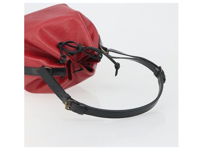 LOUIS VUITTON Epi Petit Noe Shoulder Bag Bicolor Black Red M44172 LV Auth ka5782 Nero Rosso - vista 7