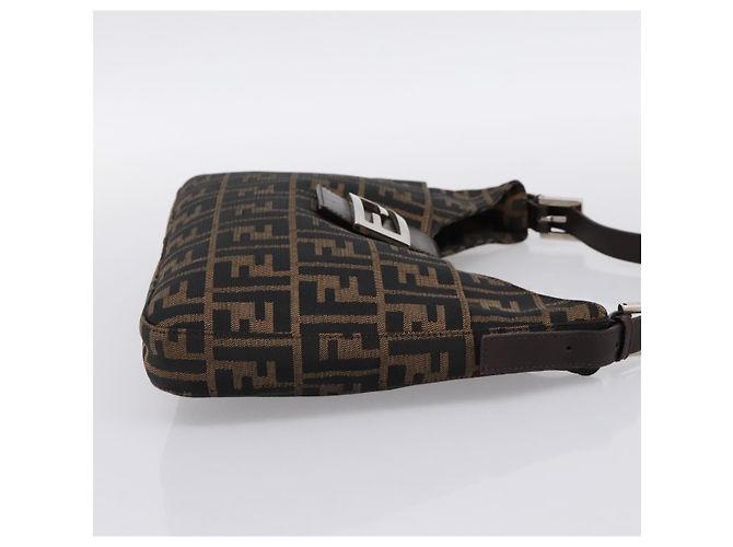 Borsa a tracolla FENDI Zucca Canvas Mamma Baguette Marrone Nero Auth 198708V - vista 4