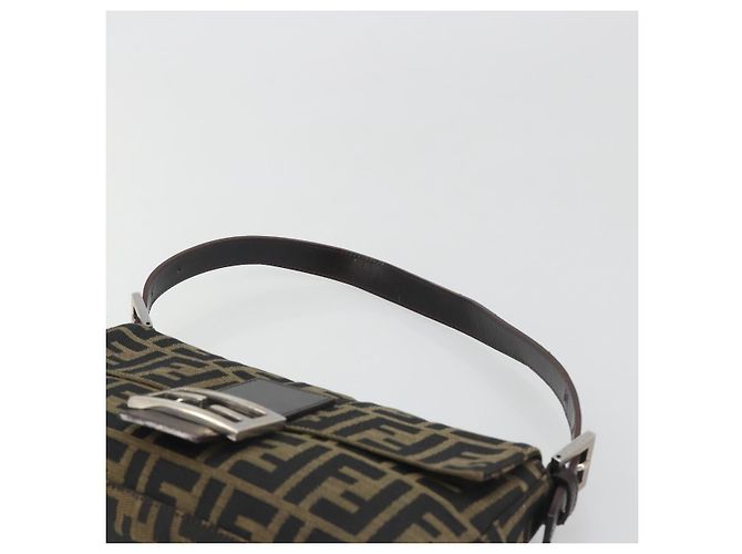 Borsa a tracolla FENDI Zucca Canvas Mamma Baguette Marrone Nero Auth am12413V - vista 8