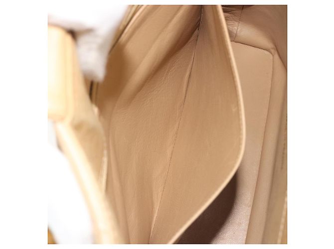 Borsa a tracolla CHANEL Matelasse con catena in pelle d'agnello Beige CC Auth 196671A - vista 23