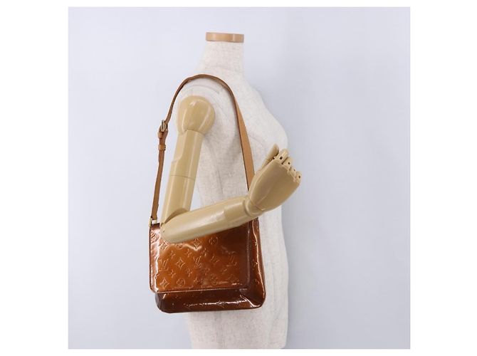 LOUIS VUITTON Monogram Vernis Thompson Street Bag Bronze M91124 LV Auth BA14985 Bronzo - vista 24