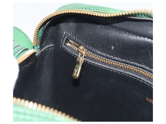 Borsa a tracolla LOUIS VUITTON Epi Jeune Fille MM Verde M52154 LV Auth 197191 - vista 23