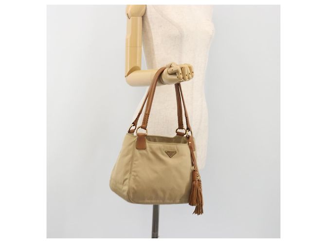 Bolso Tote PRADA Nylon Beige Gold Auth 195771V Dorado - vista 27