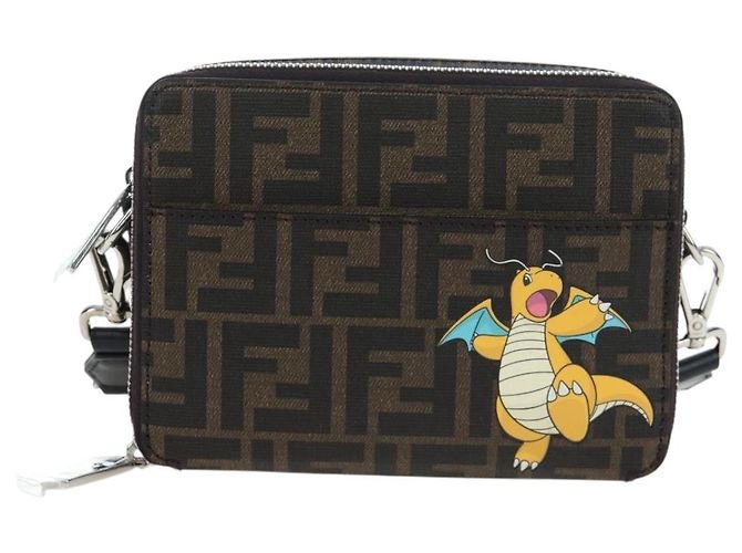 Borsa Camera 2 vie FENDI FENDIxFRGMTxPOKMON Zucca Canvas Dragonfly Auth 167506SM Marrone Nero - vista 13