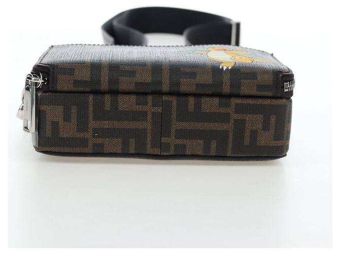 Borsa Camera 2 vie FENDI FENDIxFRGMTxPOKMON Zucca Canvas Dragonfly Auth 167506SM Marrone Nero - vista 5