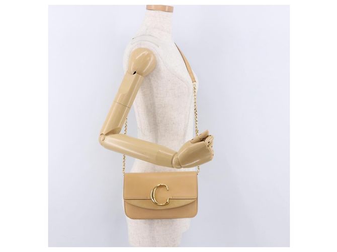 Chloé Borsa a tracolla Chloe C Chain in pelle beige tono oro Auth am12374V - vista 23