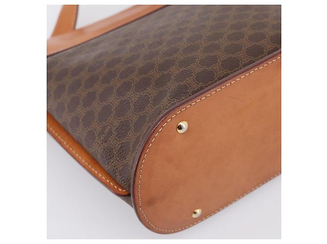 16 Céline Borsa a tracolla CELINE Macadam Canvas PVC Leather Brown Gold Auth mr2861 Marrone D'oro - vista 17