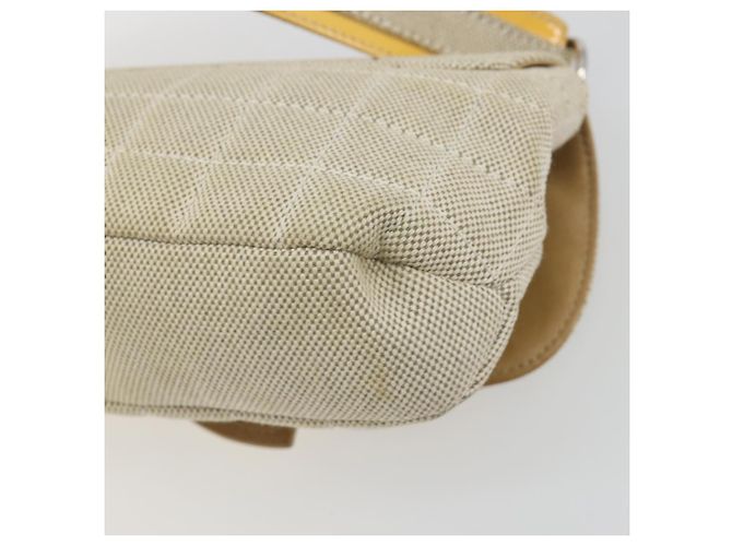 Borsa a catena CHANEL No. 5 Camellia COCO Mark in tela beige e argento CC Auth ka5765A - vista 16