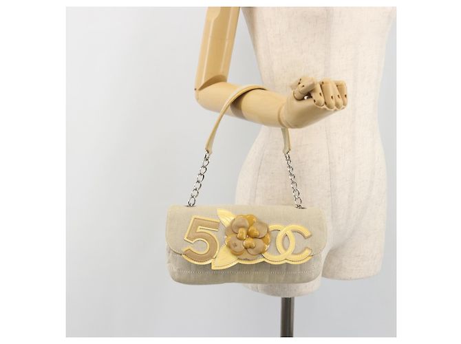 Borsa a catena CHANEL No. 5 Camellia COCO Mark in tela beige e argento CC Auth ka5765A - vista 23