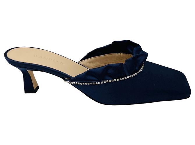 Mules in raso blu navy con cristalli Wandler - vista 2