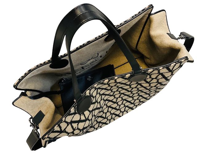 Valentino Garavani Valentino Beige / Black VLogo Reversible Large Tote Handbag - view 5