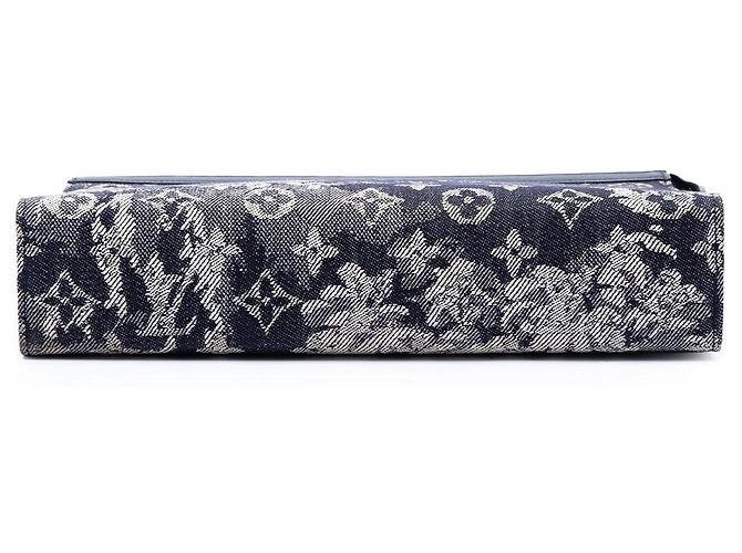 Borsa a pochette Louis Vuitton Monogram Tapestry Pochette Voyage MM Blu - vista 3