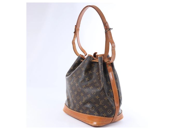 Borsa a tracolla Louis Vuitton Noe Monogram Canvas in marrone M42224 - vista 4