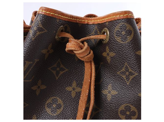 Borsa a tracolla Louis Vuitton Noe Monogram Canvas in marrone M42224 - vista 6