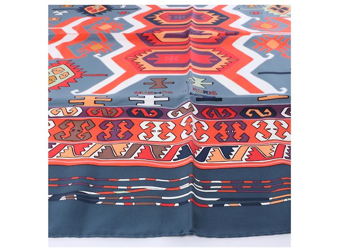 Hermès Carré 90 "KILIM" Seidentuch in Grau x Rot Braun - Ansicht 7