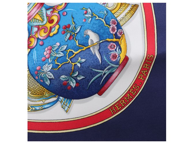 Hermès Carré 90 "Qu'importe le Flacon"
Foulard in seta Navy x White Blu navy - vista 10
