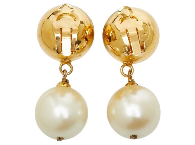 Chanel Coco Mark Vintage vergoldete Clip-Ohrringe mit Kunstperlen Golden - Ansicht 2
