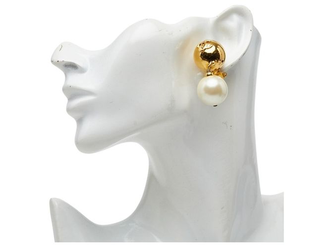 Chanel Coco Mark Vintage vergoldete Clip-Ohrringe mit Kunstperlen Golden - Ansicht 5
