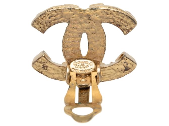Orecchini a clip Chanel Coco Mark placcati oro D'oro - vista 3