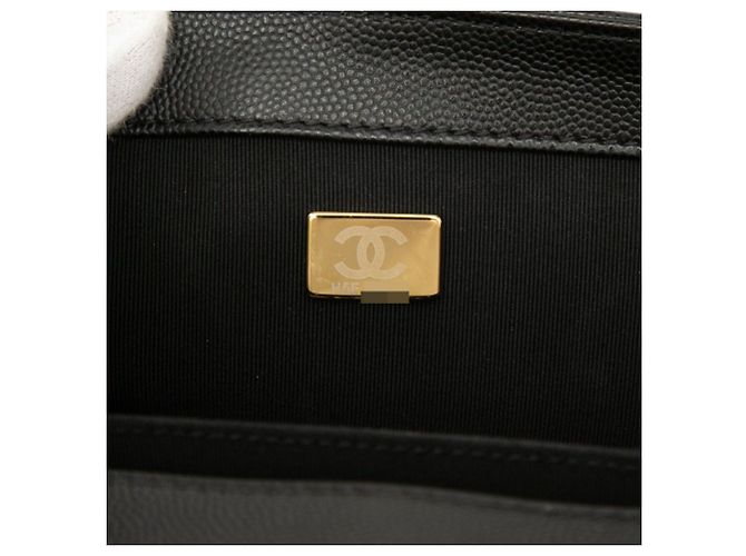 Borsa a tracolla Chanel Coco Mark Boy 25 con catena Nero D'oro - vista 6