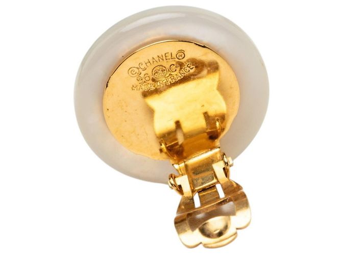 Orecchini a clip Chanel placcati oro con perla sintetica D'oro - vista 3