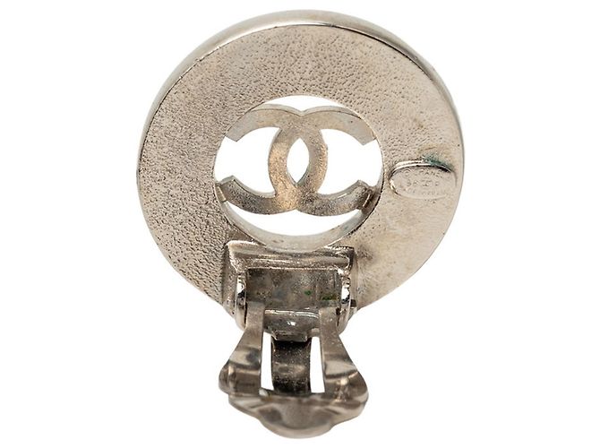 Timeless Orecchini a clip Chanel Vintage Coco Mark Argento - vista 3