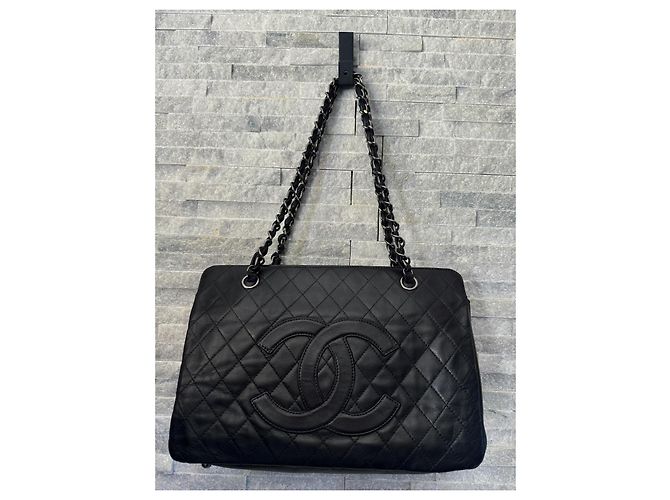 Saco Tote Acolchoado Chanel Couro Preto - vista 10