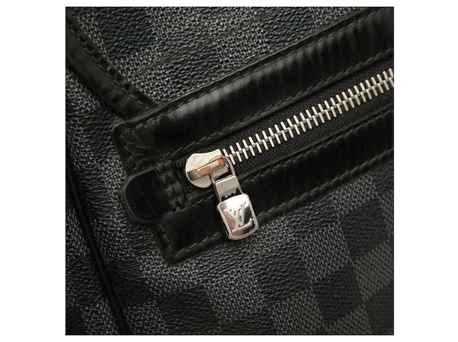 Borsa a tracolla Louis Vuitton Damier Graphite Daniel GM Nero - vista 4