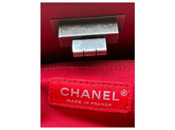 Borsa a mano Chanel Reissue 2.55 in pelle matelassé rossa Rosso - vista 8