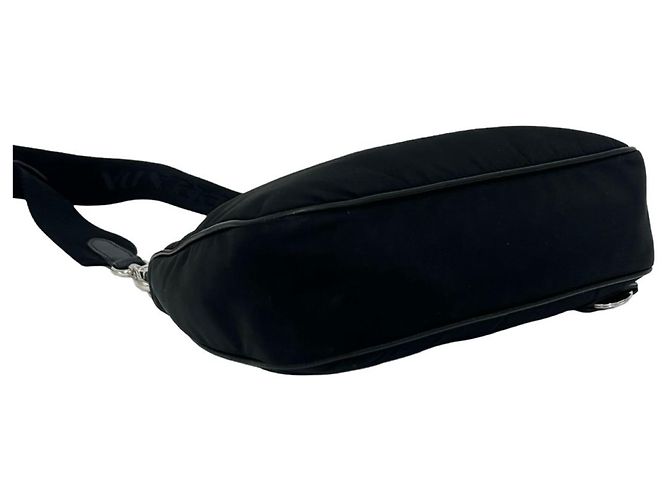 Borsa a tracolla Prada Re-Edition in nylon con logo triangolare e pelle Saffiano Nero - vista 7