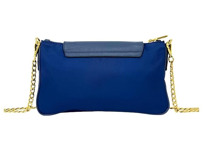 Borsa a tracolla Prada con logo triangolare e catena Blu - vista 3