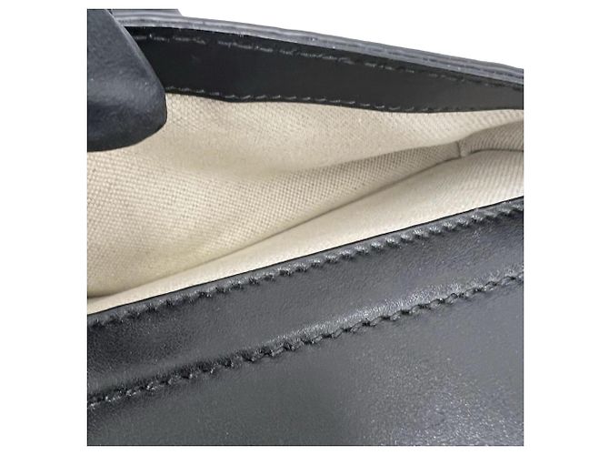 Bolsa de couro com relevo do padrão GG Gucci Preto - vista 10