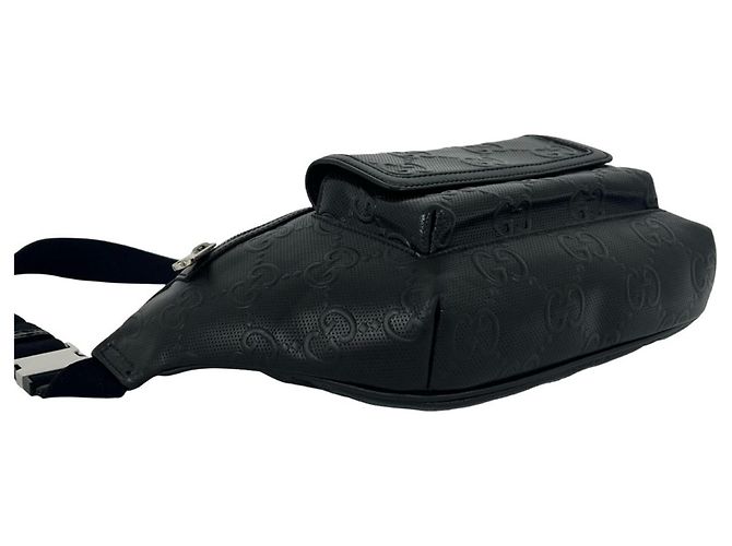 Bolsa de couro com relevo do padrão GG Gucci Preto - vista 7