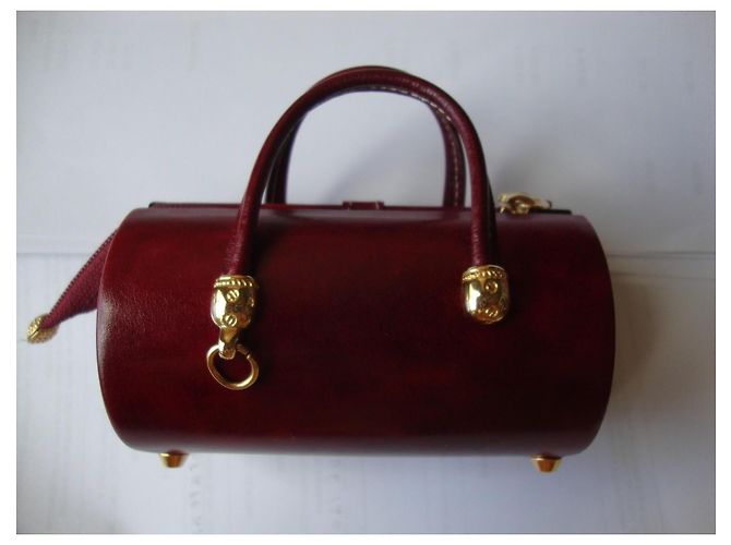 Autre Marque Maleci Mini-Beuteltasche aus bordeauxrotem Lackleder - Ansicht 4